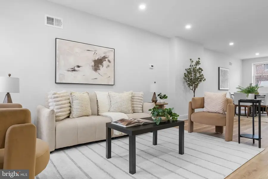 4233 Passmore St, Philadelphia, PA 19135 - Image #2