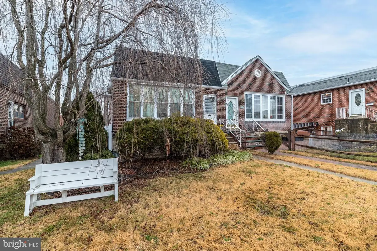 8512 Frontenac St, Philadelphia, PA 19152 - Image #1