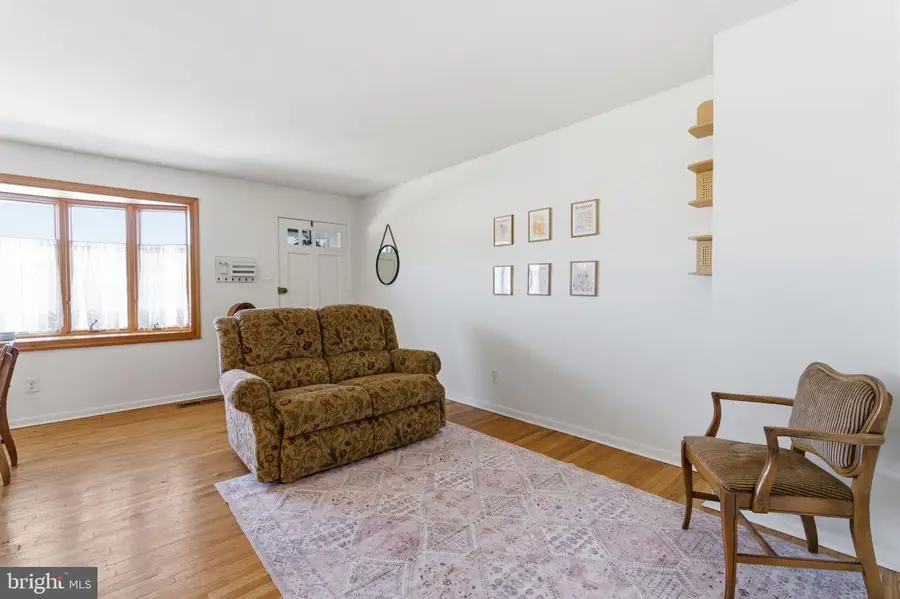 3854 Fairdale Rd, Philadelphia, PA 19154 - Image #3