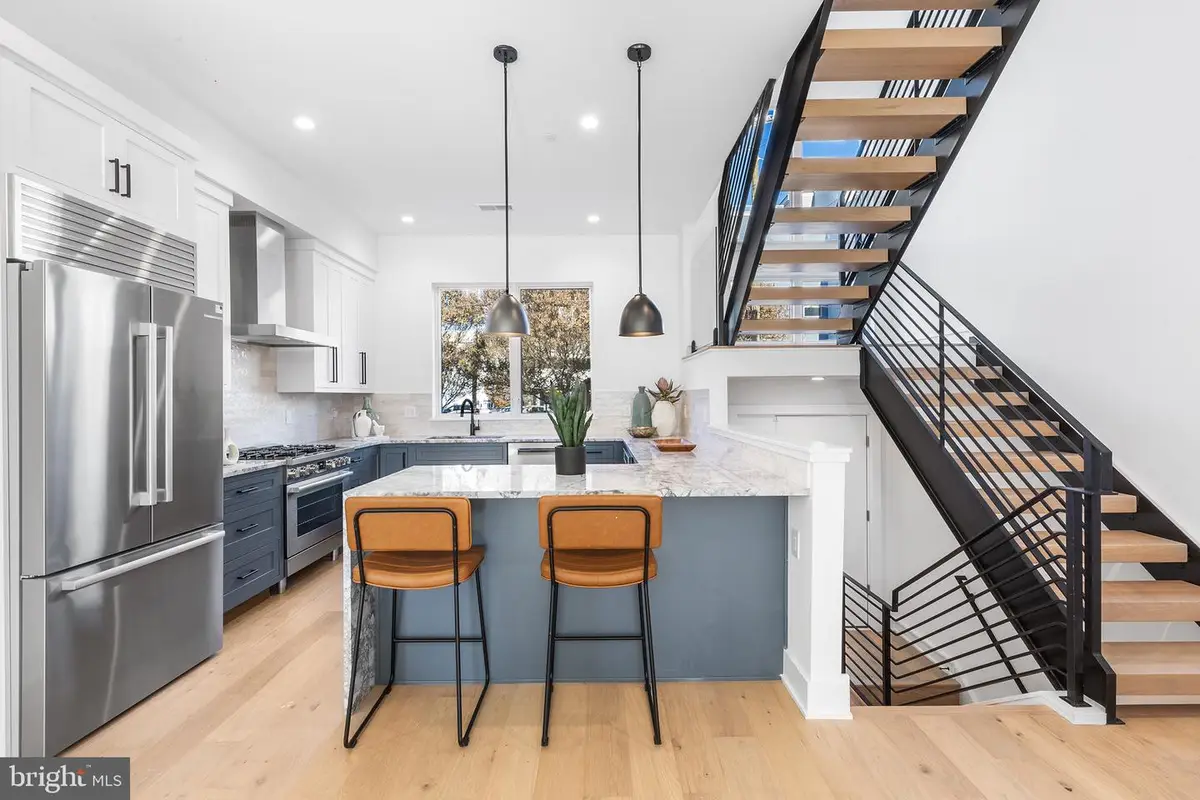 134 W Allen St, Philadelphia, PA 19123 - Image #1