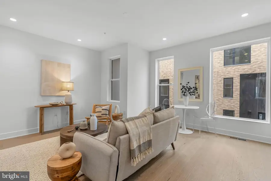 635 7th St N #g3a, Philadelphia, PA 19123 - Image #3