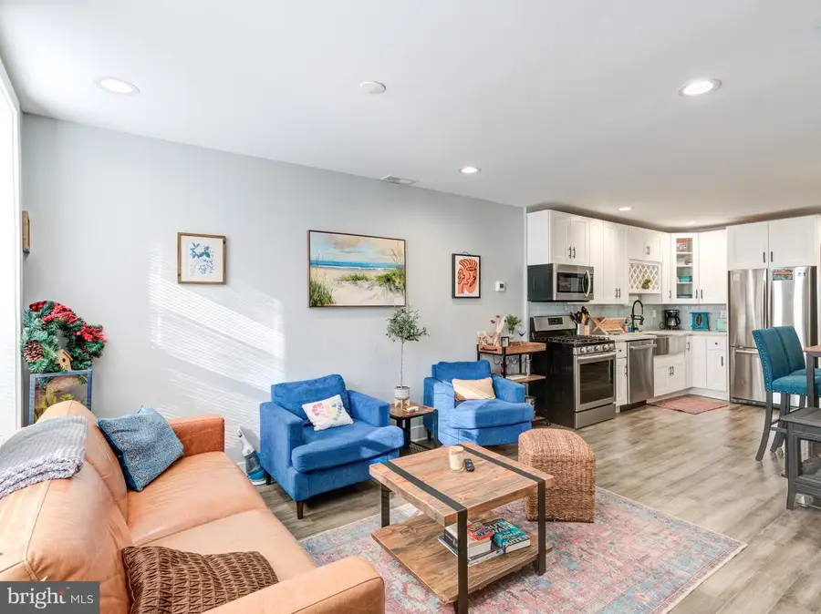 1823 Mountain St, Philadelphia, PA 19145 - Image #2