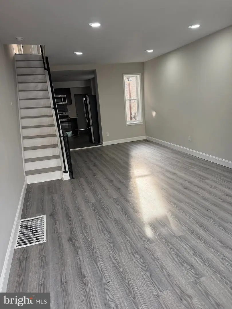 156 W Wishart St, Philadelphia, PA 19133 - Image #2