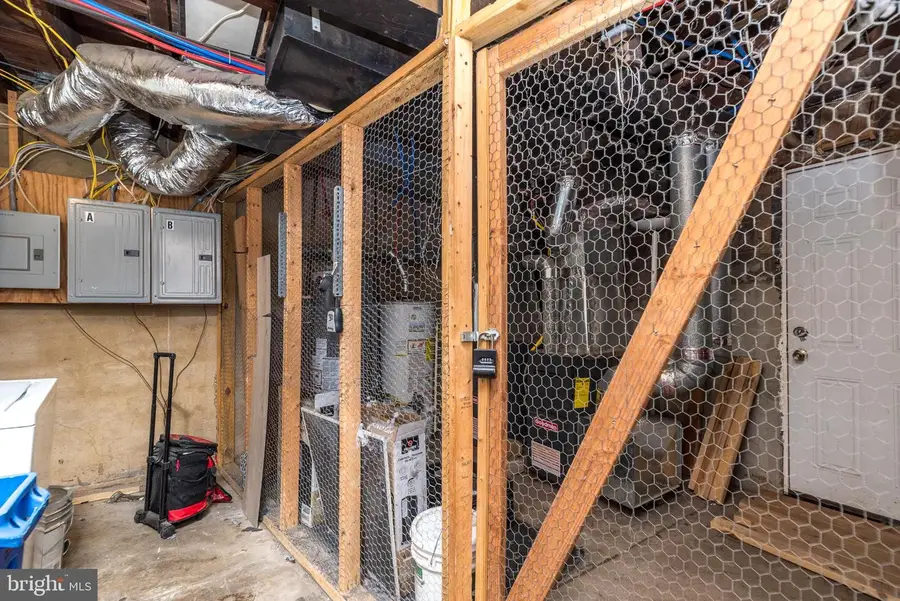 1921 W Nedro Ave, Philadelphia, PA 19141 - Image #3