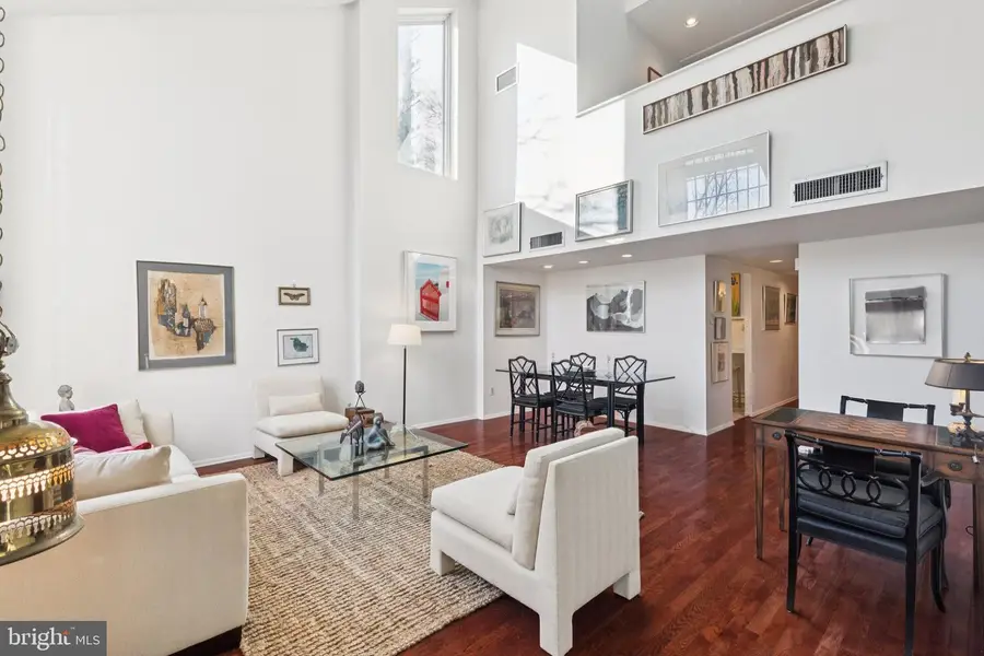 36 Saint James Ct, Philadelphia, PA 19106 - #3