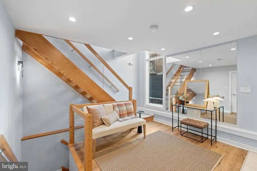 869 Corinthian Ave #3, Philadelphia, PA 19130 - #2