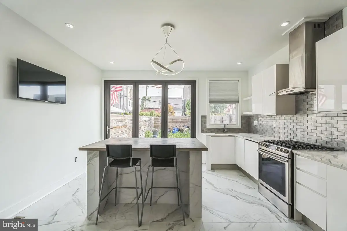 2609 E Norris St, Philadelphia, PA 19125 - Image #1