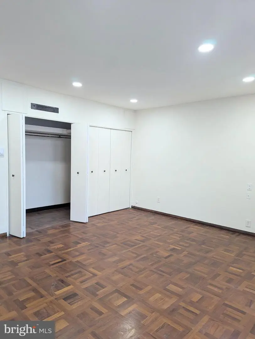 1545 W Passyunk Ave, Philadelphia, PA 19145 - Image #3