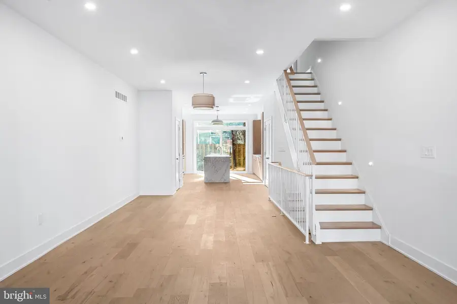 1810 Bainbridge St, Philadelphia, PA 19146 - Image #2