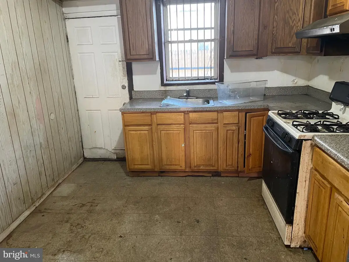 2422 S Reese St, Philadelphia, PA 19148 - Image #1