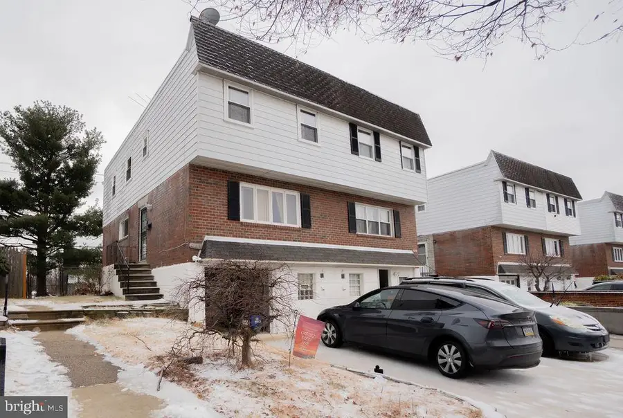 9957 Sandy Rd, Philadelphia, PA 19115 - Image #2