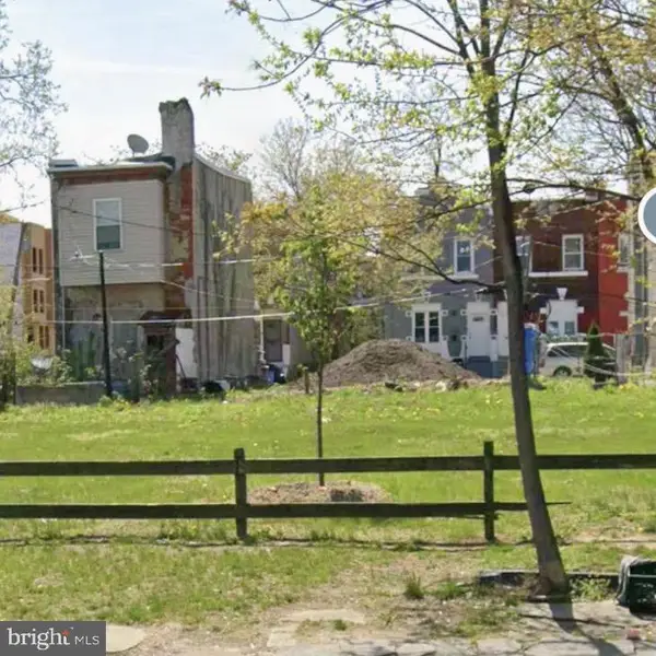 2228 W Diamond St, PHILADELPHIA, PA 19121