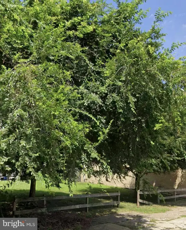 2214 N Lawrence St, PHILADELPHIA, PA 19133