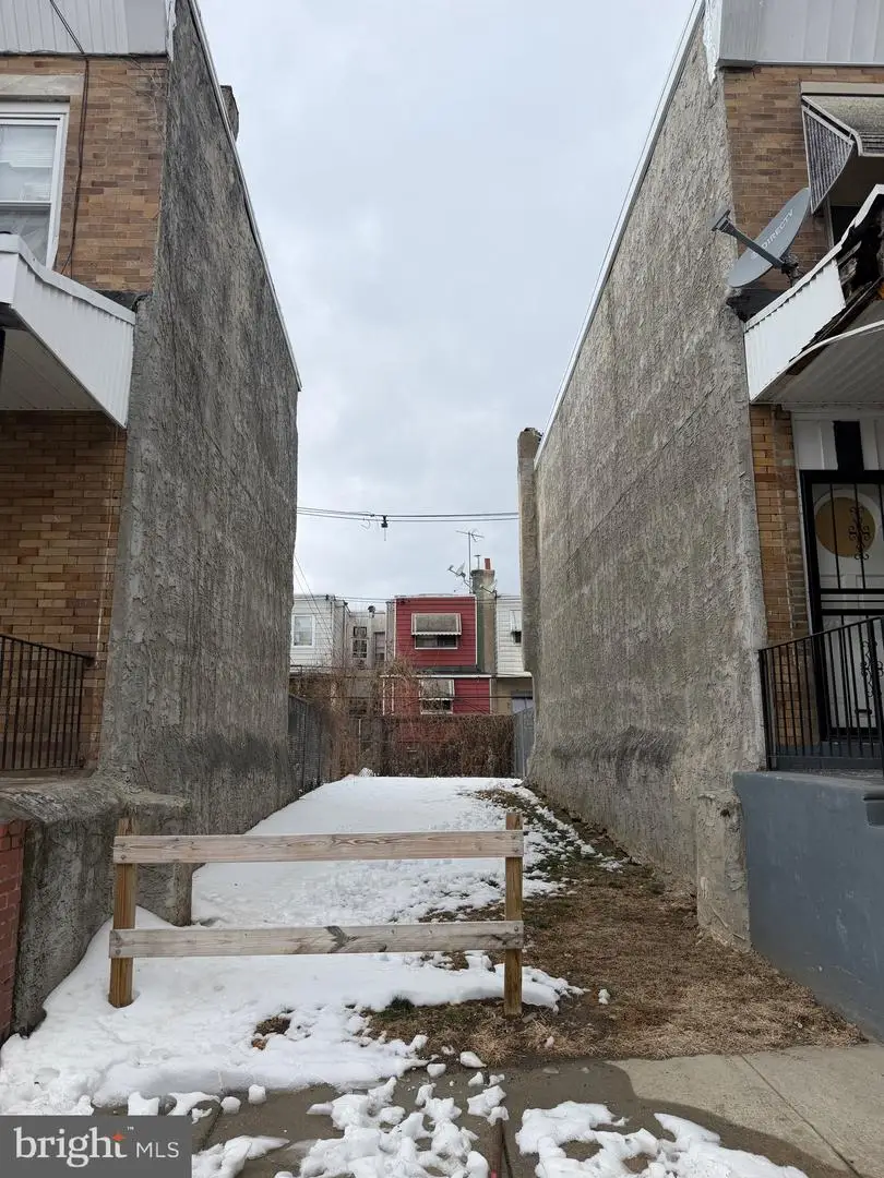 6139 Wheeler St, Philadelphia, PA 19142 - #3