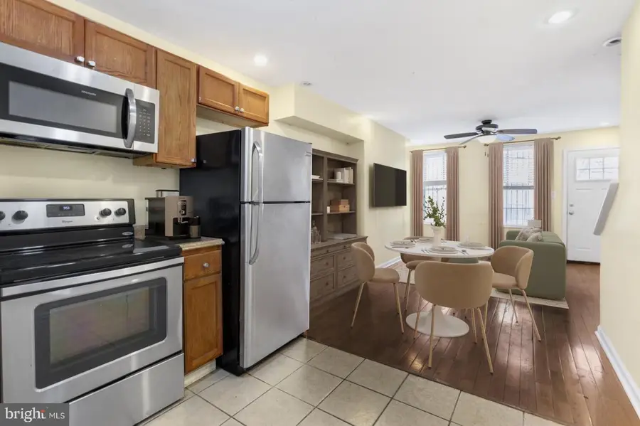 1309 S Myrtlewood St, Philadelphia, PA 19146 - Image #2