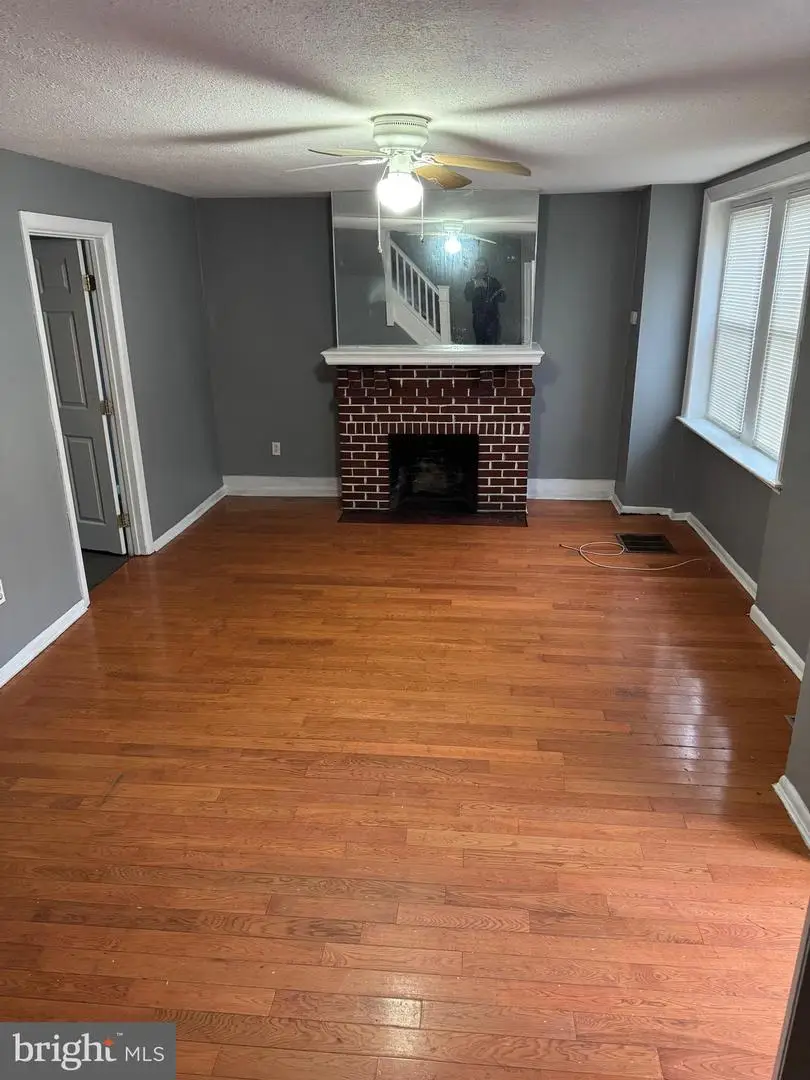 918 E Stafford St, Philadelphia, PA 19138 - Image #3