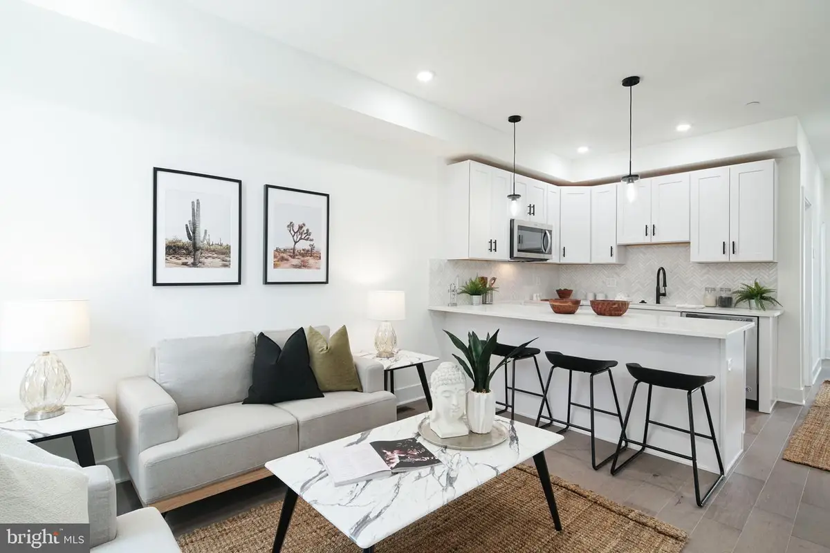 407 W Oxford St #a, Philadelphia, PA 19122 - #1