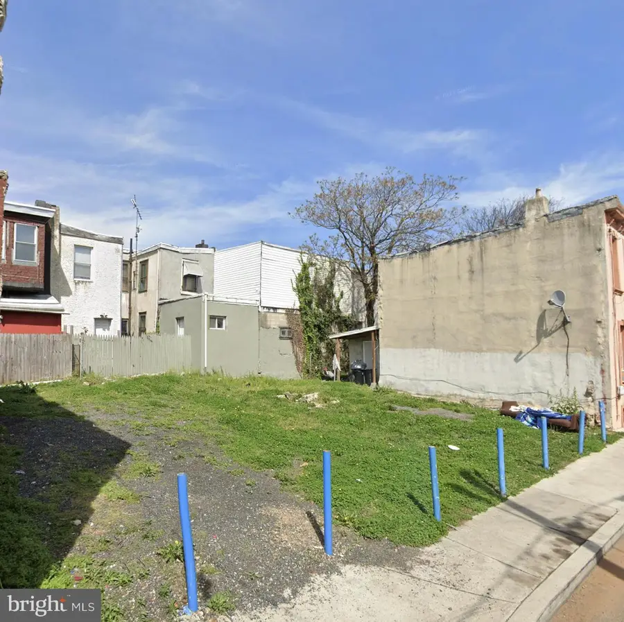 2846 N Leithgow St, Philadelphia, PA 19133 - Image #2