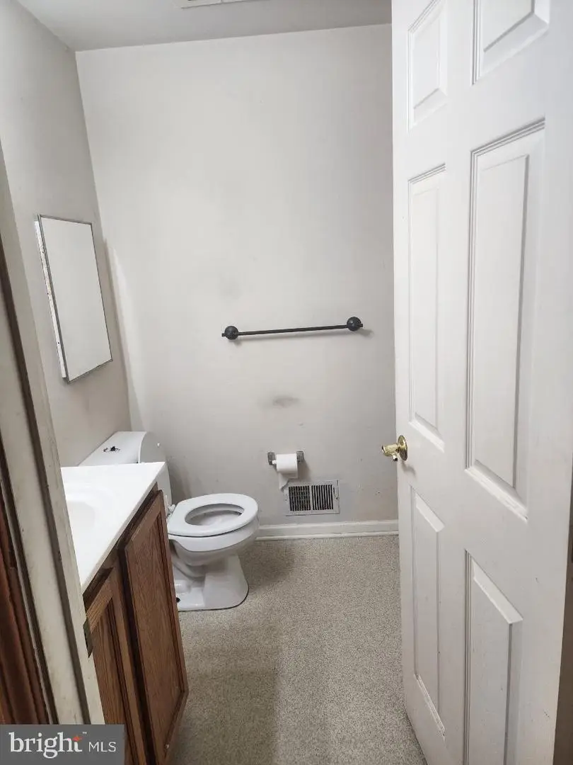 609 N 44th St, Philadelphia, PA 19104 - #3