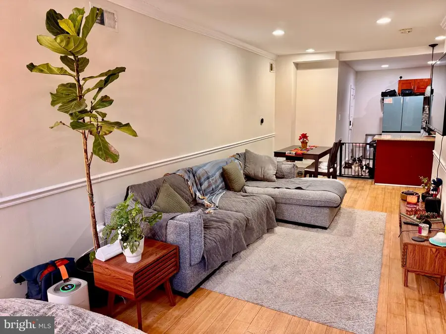 2126 Latona St, Philadelphia, PA 19146 - Image #3