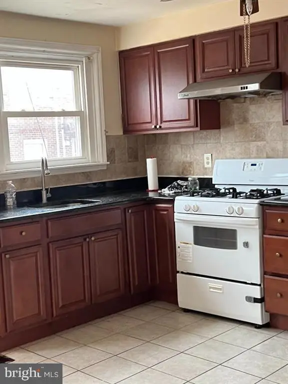 2911 Passmore St, Philadelphia, PA 19149 - Image #2