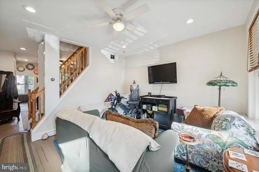 434 Ripka St, Philadelphia, PA 19128 - Image #2