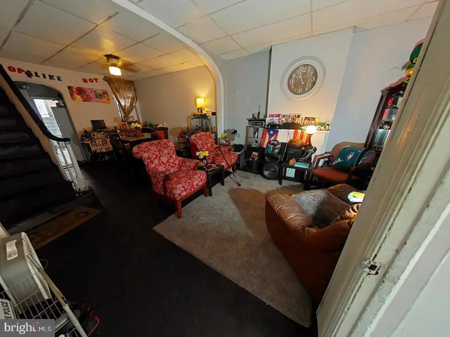 2076 E Stella St, Philadelphia, PA 19134 - Image #2