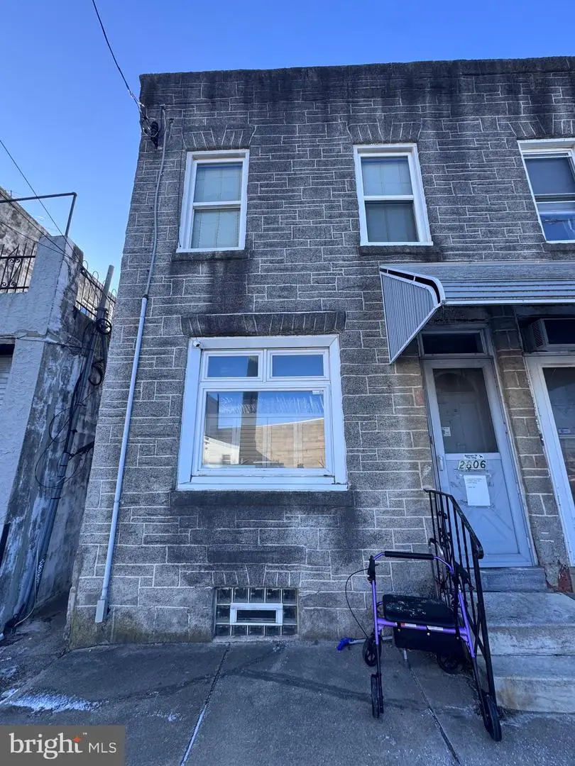 2806 W Porter St, Philadelphia, PA 19145 - #1