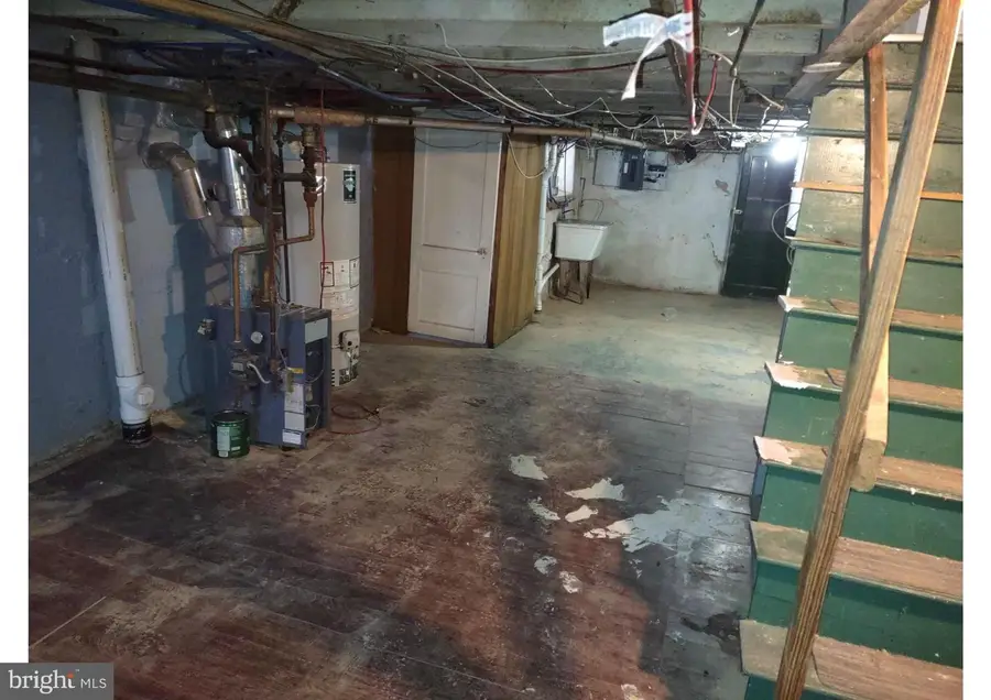 6367 Marsden St, Philadelphia, PA 19135 - Image #2