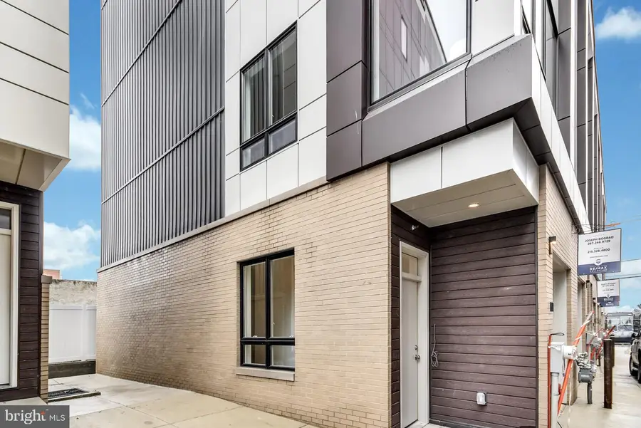 113 Olive St, Philadelphia, PA 19123 - Image #3