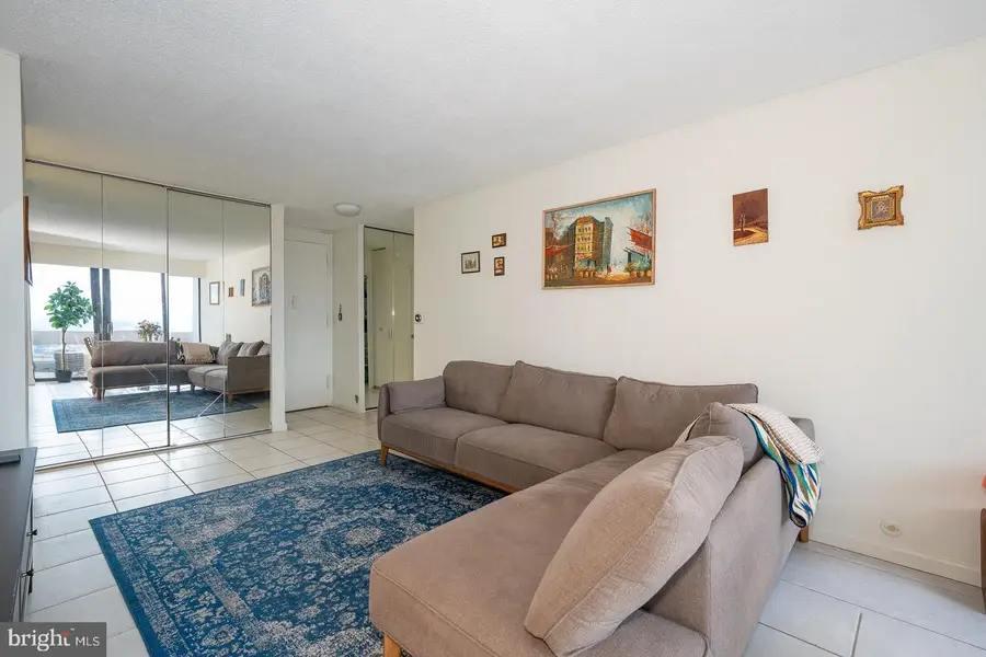 1326-42 Spruce St #2908, Philadelphia, PA 19107 - Image #3