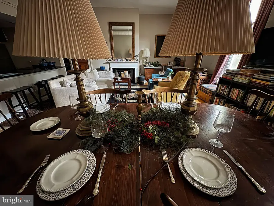 217 Church St #2r, Philadelphia, PA 19106 - Image #3