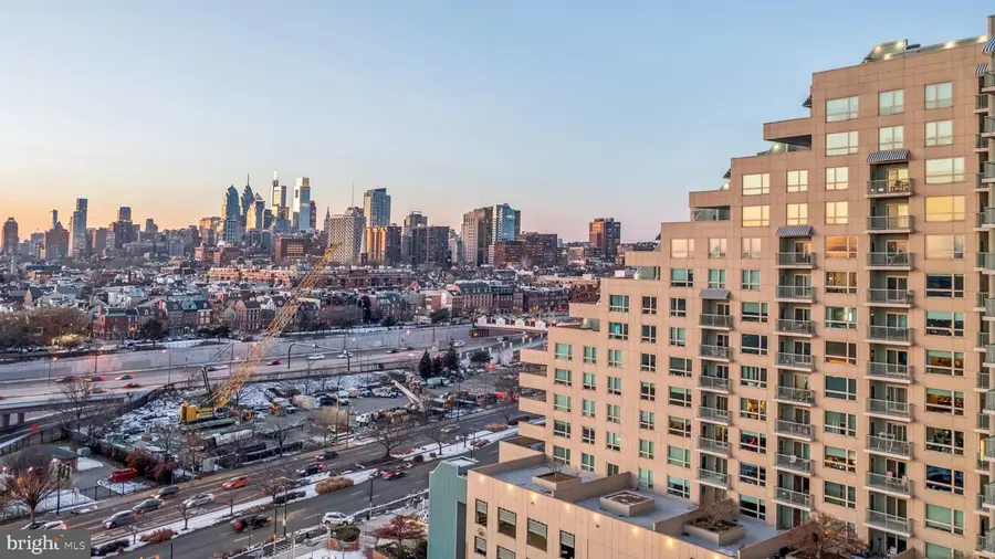 717 S Chris Columbus Blvd #802, Philadelphia, PA 19147 - #2