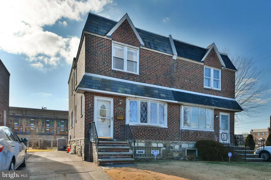 1012 Saint Vincent St, Philadelphia, PA 19111 - Image #2