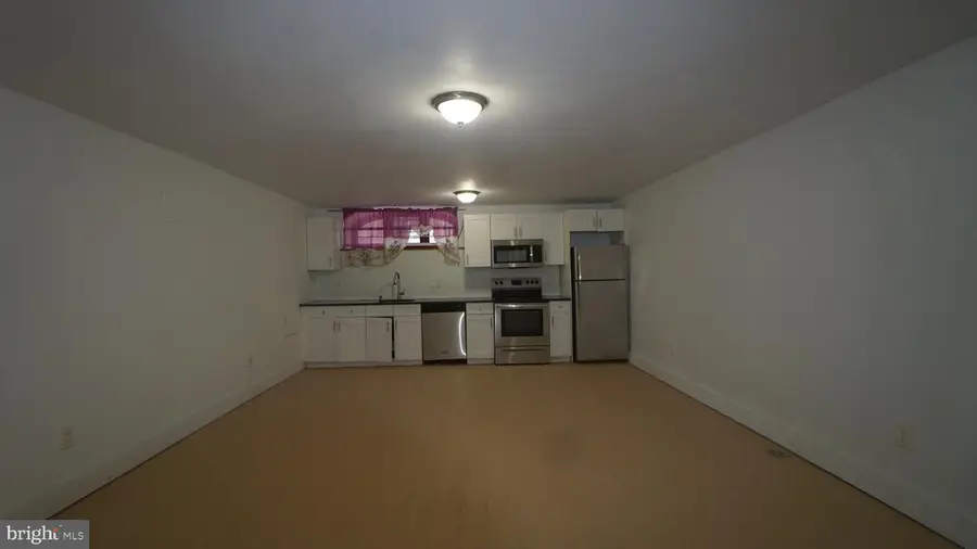 1921 W Diamond St, Philadelphia, PA 19121 - #2