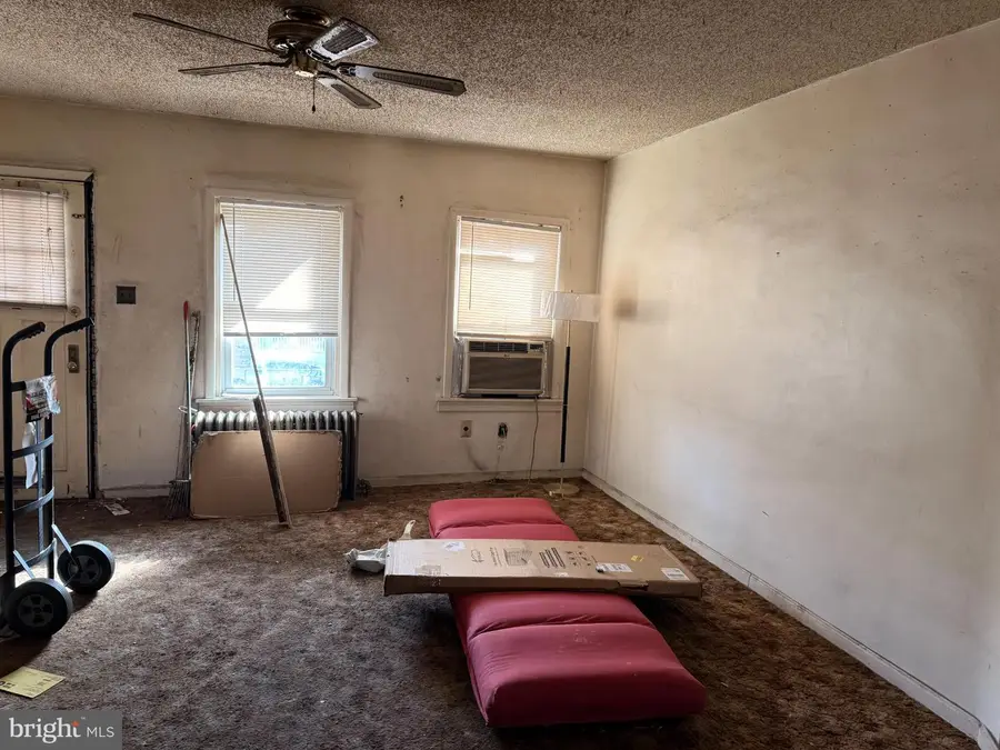 7353 Buist Ave, Philadelphia, PA 19153 - Image #3