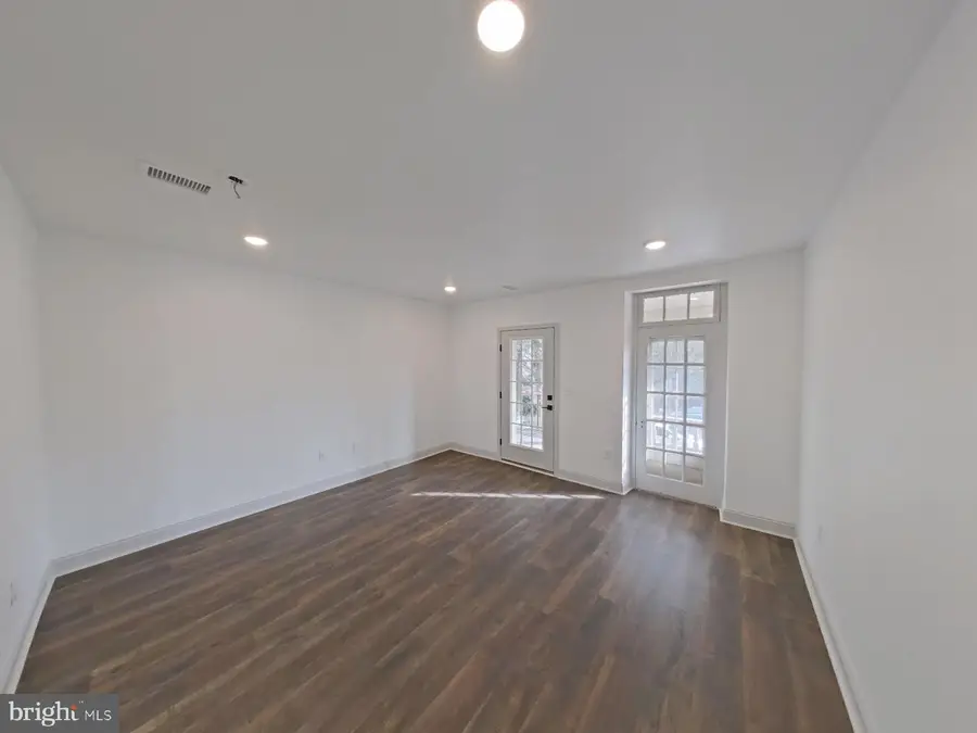 201 Rochelle Ave, Philadelphia, PA 19128 - Image #3