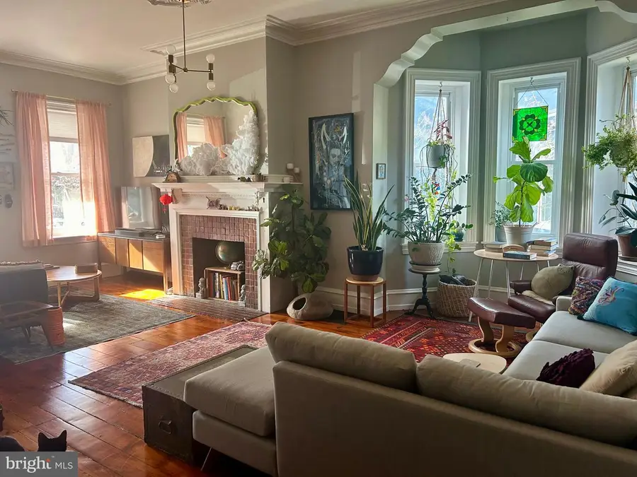 235 W Winona St, Philadelphia, PA 19144 - Image #2