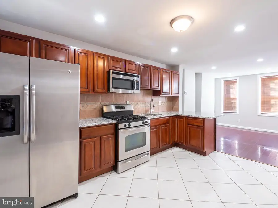 2711 Oakford St, Philadelphia, PA 19146 - Image #3