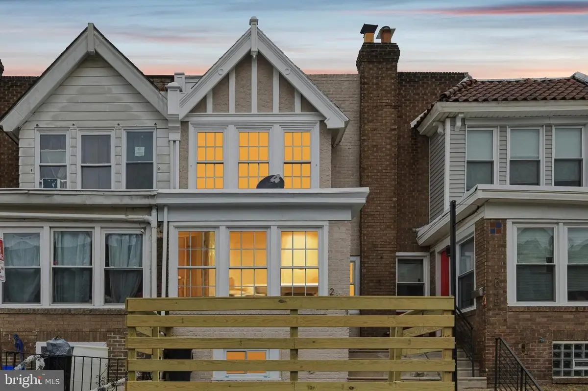 2043 S Redfield St, Philadelphia, PA 19143 - #1