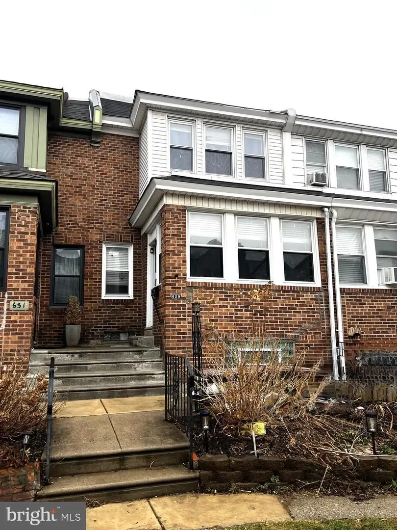 629 Jamestown St, Philadelphia, PA 19128 - #1