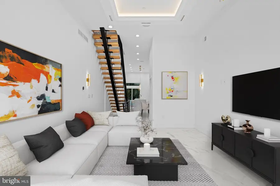 2130 Spring St, Philadelphia, PA 19103 - #3