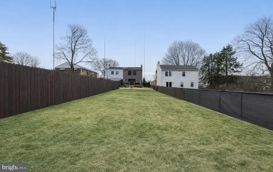 7257 Ridge Ave, Philadelphia, PA 19128 - #2