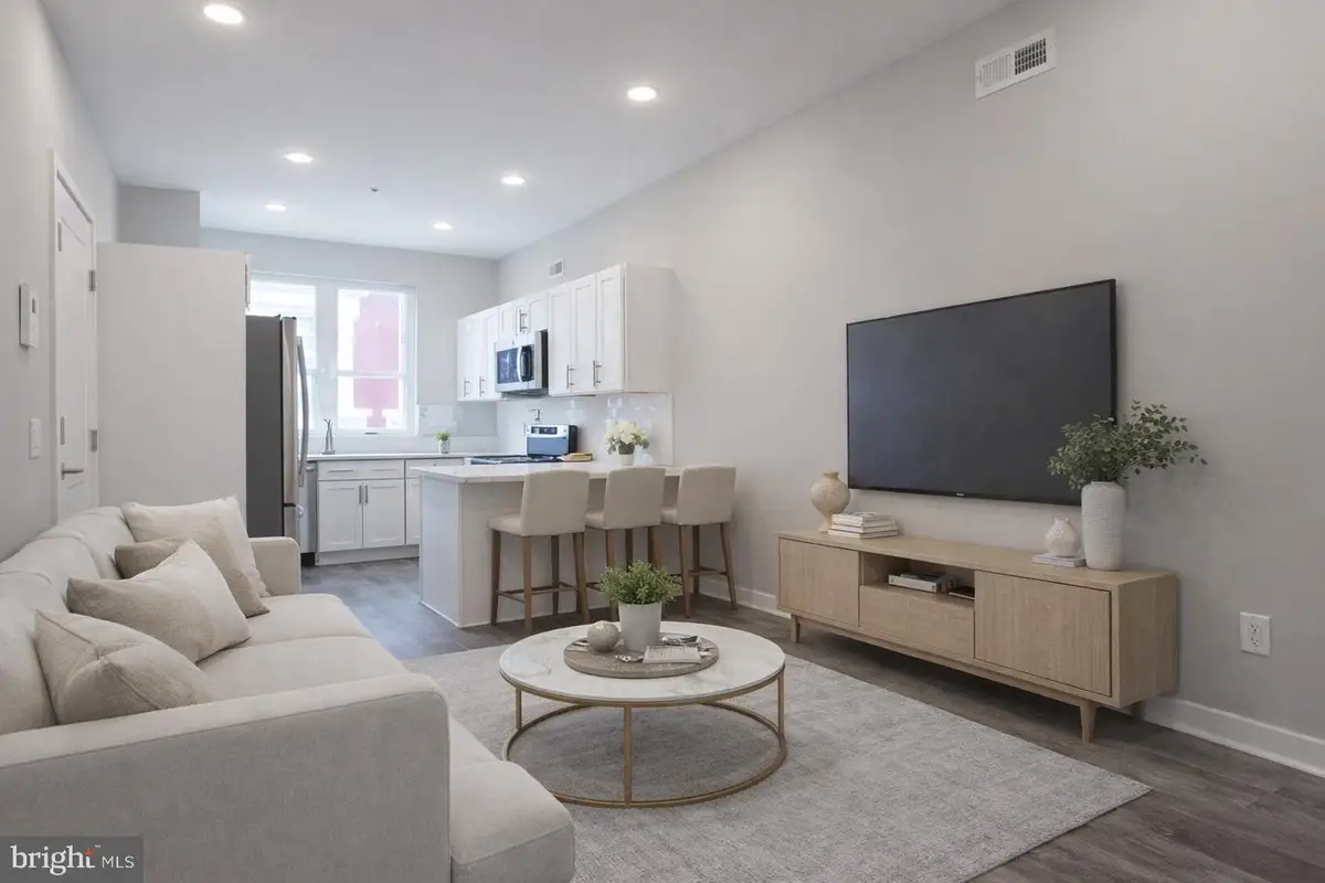 2010 N 8th St, Philadelphia, PA 19122 - Image #1