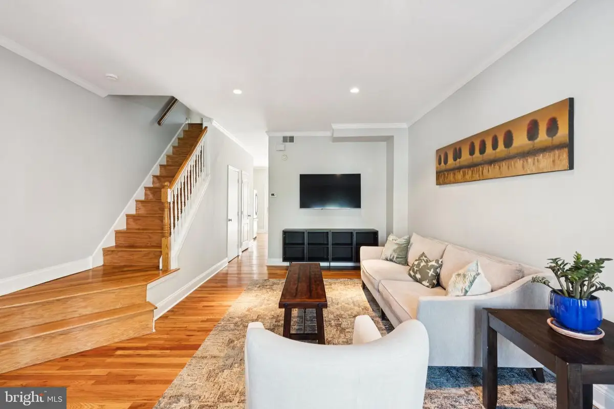 2828 Ogden St, Philadelphia, PA 19130 - Image #1