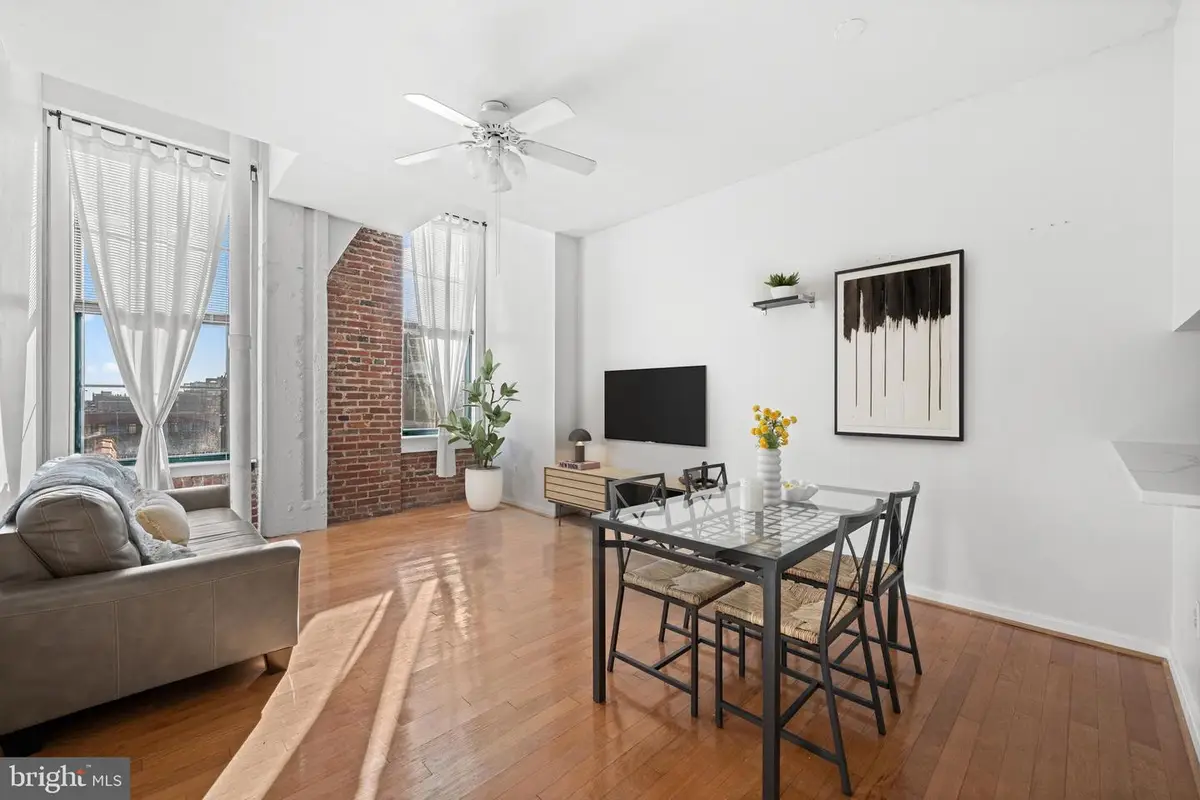 315 New St #603, Philadelphia, PA 19106 - Image #1
