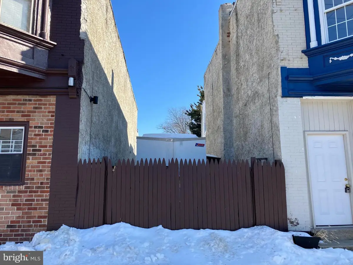 611 S 52nd St, Philadelphia, PA 19143 - Image #1