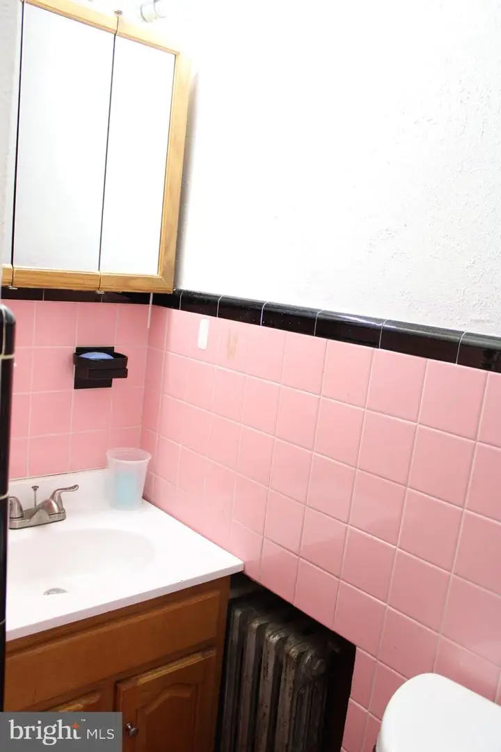 6138 Grays Ave, Philadelphia, PA 19142 - #2