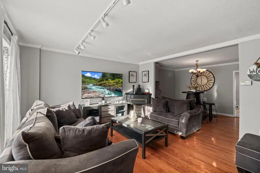 3564 Churchill Ln, Philadelphia, PA 19114 - #3