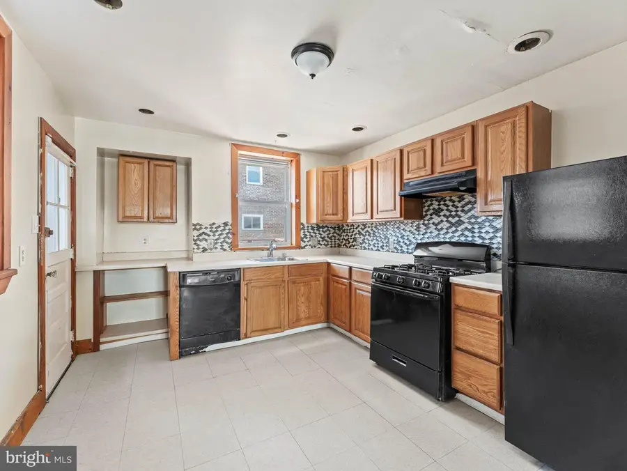 4018 Creston St, Philadelphia, PA 19135 - Image #2